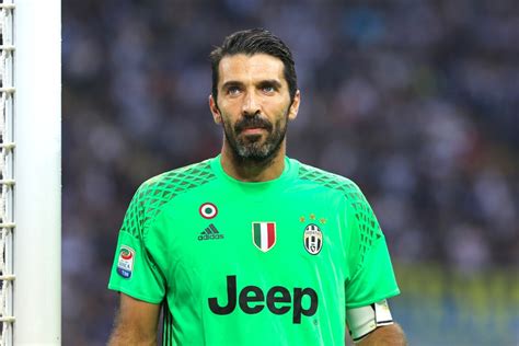 Top 10 Juventus Players of All Time | The Dope Lists