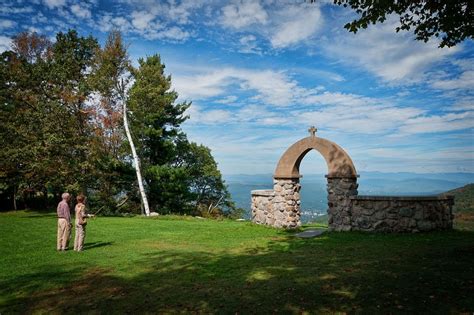 Cragsmoor Stone Church, Cragsmoor NY. The stone arch overlooking the ...