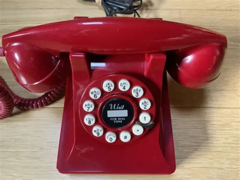 WILD & WOLF 302 Retro Desk Telephone Pyramid Design Classic Red Working + Cable £19.99 - PicClick UK