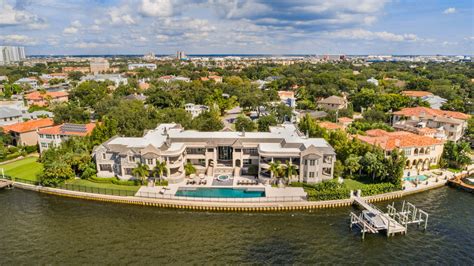 (Really) Great Spaces: Derek & Hannah Jeter List Tampa Waterfront Home ...