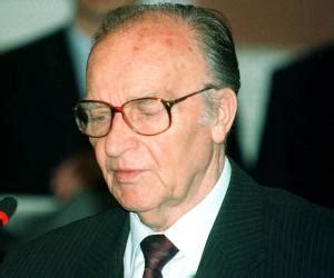 Alija Izetbegovic Biography - Childhood, Life Achievements & Timeline