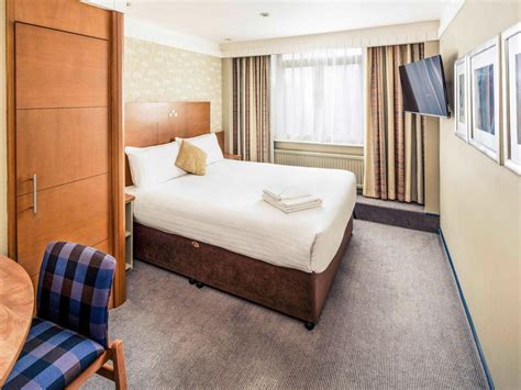 Mercure Maidstone Great Danes Hotel | Maidstone 2020 UPDATED DEALS £49, HD Photos & Reviews