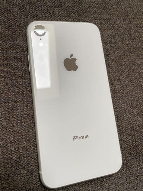 Apple iPhone Xr - Unlocked, White, 128GB, A1984 - LRYJ55369 - Swappa