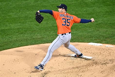 Houston Astros' Justin Verlander Takes Home Two MLBPA Awards - Sports Illustrated Inside The Astros