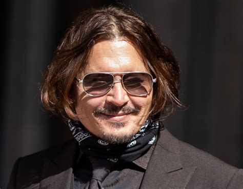 Top 15 Johnny Depp Beard Styles: How to Get His Iconic Look