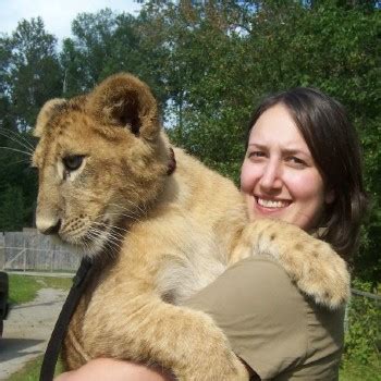 Elmvale Jungle Zoo - Elmvale | Ontario - 1000 Towns of Canada