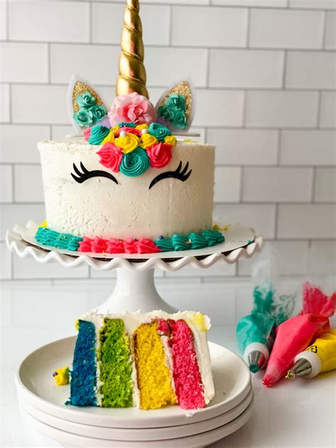 How To Make a Beautiful Rainbow Unicorn Cake For Your Next Special ...