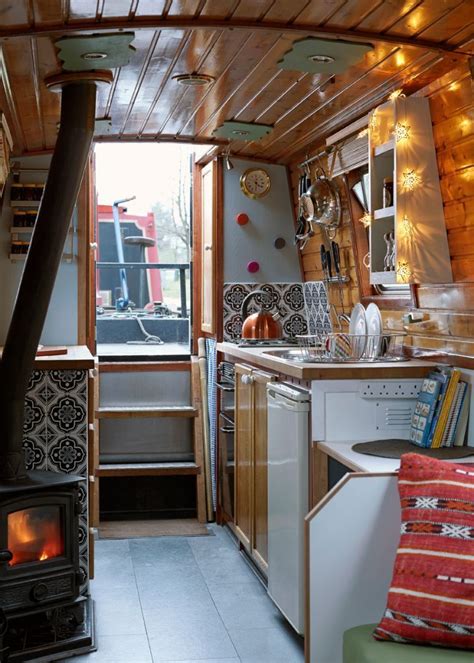 Gorgeous Houseboat For 5 Month Static Let (9 miles from Manchester) | United Kingdom | Gumtree ...