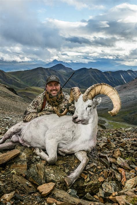 Hunting Alaska's Most Elusive Big Game | Gizmodo Australia