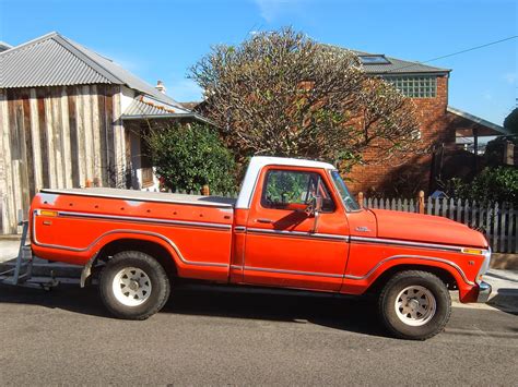 Aussie Old Parked Cars: 1978 Ford F100 Custom XLT