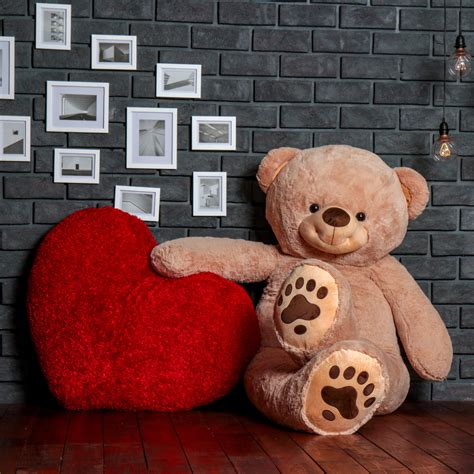 Life Size Bear with Giant Fluffy Red Heart - Giant Teddy