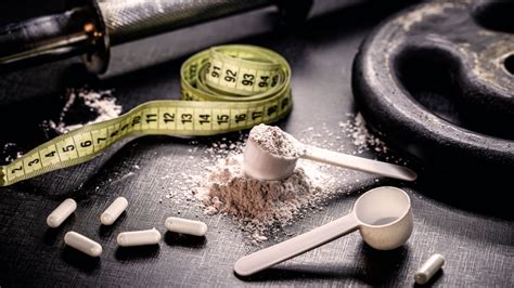 Should You Take Creatine Before or After a Workout? | BarBend