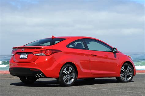 2013 Hyundai Elantra Coupe - Autoblog