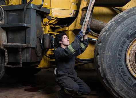 Diesel Mechanic Salary Melbourne - Daysalary