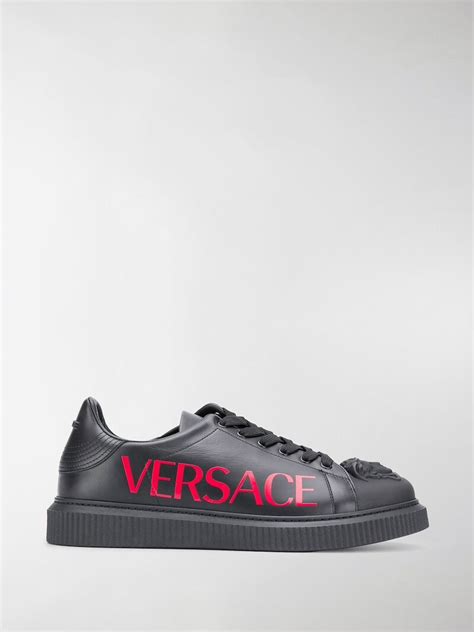 Versace Medusa low-top sneakers black | MODES