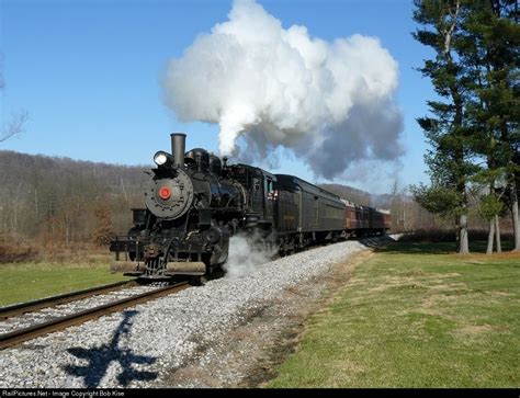 EV 11 Everett Railroad Steam 2-6-0 at Newry, Pennsylvania by Bob Kise | Old trains, Steam trains ...