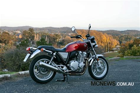 2010 Honda CB1100 Review | MCNews