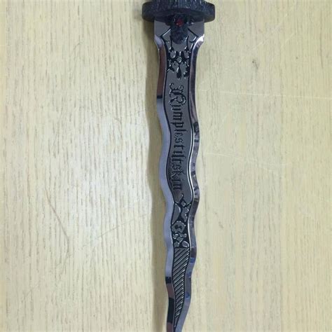 rumplestiltskin dagger