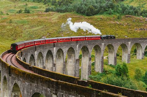 How To See The Jacobite Steam Train At The Glenfinnan Viaduct