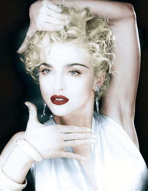 Madonna Vogue 1990 | Madonna vogue, Hair clips 90s, Madonna