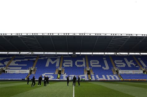 Madejski Stadium Pitch Undergoes First Reconstruction In 10 Years - The Tilehurst End