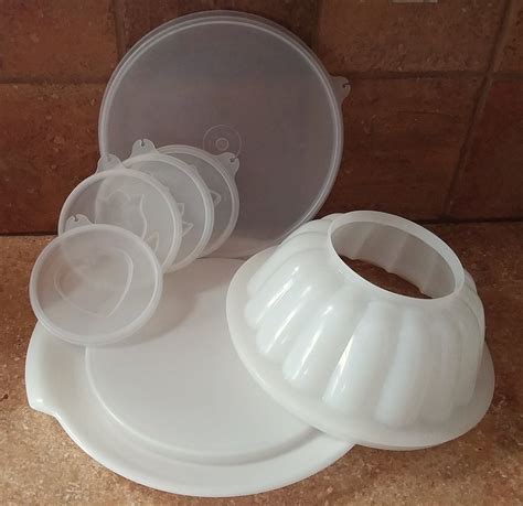 Vintage Tupperware Jel-N-Serve- Jello Mold 7 Piece Set 1970s in 2020 ...