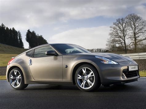 NISSAN 370Z Specs & Photos - 2008, 2009, 2010, 2011, 2012 - autoevolution