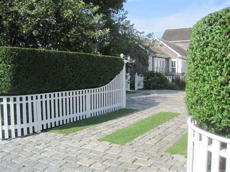 6 Unique Hedge Design Ideas - Jim's Mowing NZ