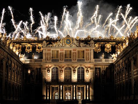 Royal Serenade + Versailles Night Fountains Show | France Tourisme