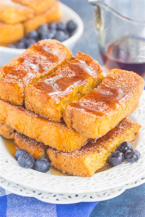 Baked Cinnamon Sugar French Toast Sticks - Pumpkin 'N Spice