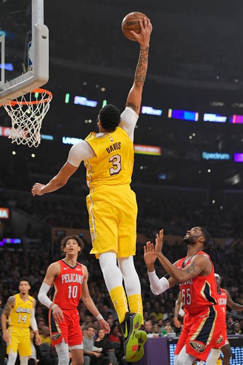 What Pros Wear: Anthony Davis Posterizes Brandon Ingram on Dunk in the Nike Kobe 5 Protro Shoes ...