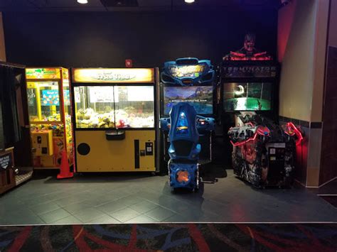 Movie Theater «Regal Cinemas Laurel Towne Centre 12», reviews and photos, 14716 Baltimore Ave ...