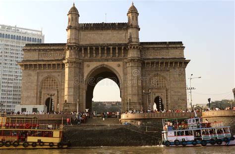 Gateway of India, Mumbai editorial photo. Image of landmark - 83588256