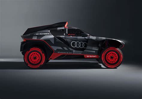 Audi unveils details of series hybrid Dakar racer | Automotive ...