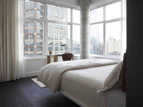 8 Best Pet-Friendly Hotels In NYC