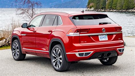 Vw Atlas Cross Sport Deutschland Heavier And Less Essential Than Its ...