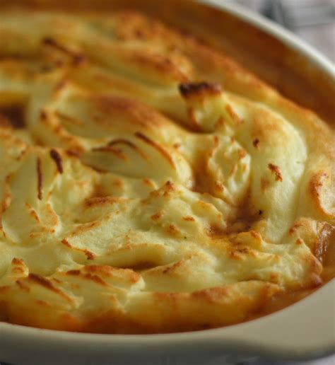 Left over roast lamb shepherd’s pie | Lamb shepherds pie recipe, Lamb roast recipe, Leftover ...