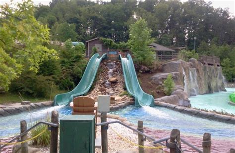 Dollywood Cabins (Pigeon Forge, TN) - Resort Reviews - ResortsandLodges.com