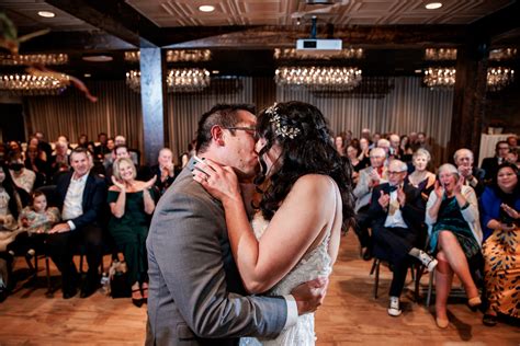 St James Hotel wedding - Minneapolis Wedding Photographers