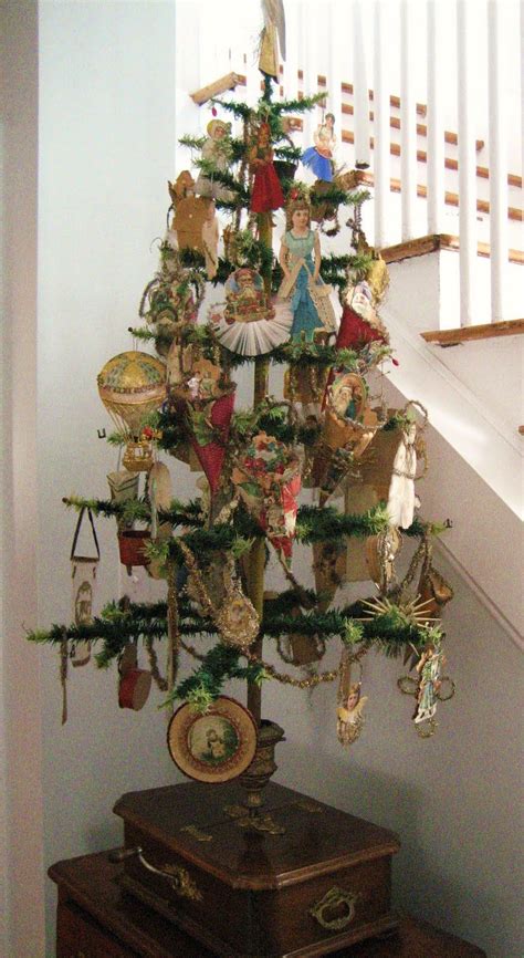 I love the tree stand! Antique Christmas Ornaments, Victorian Christmas, Primitive Christmas ...