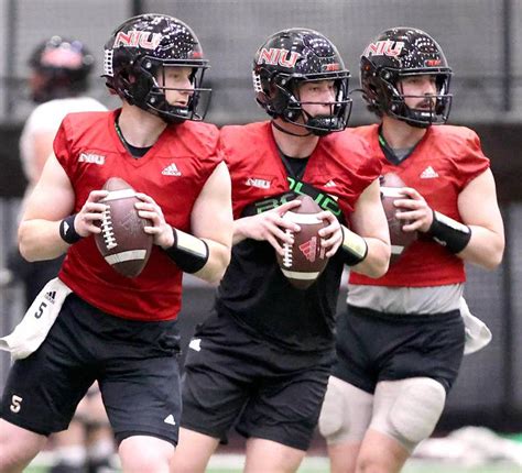 Photos: NIU football opens the spring practice season – Shaw Local