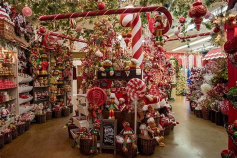 Decorators Warehouse – Texas' Largest Christmas Store | Christmas store displays, Christmas ...