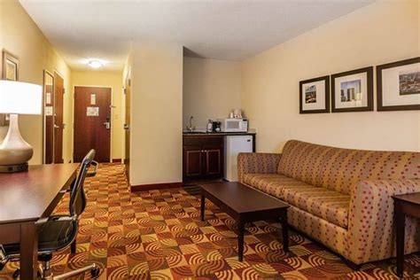 Comfort Inn & Suites - UPDATED 2018 Prices & Hotel Reviews (Jasper, AL) - TripAdvisor