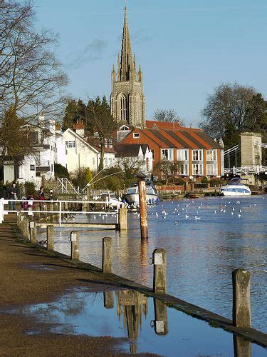 Marlow on Thames, Dec 2013 | Places in england, Living in england ...