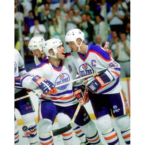 Mark Messier & Wayne Gretzky 1988 Stanley Cup Finals Action Photo Print ...