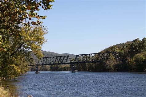 Old Train Trestle Bridge | Taken from the banks of the New R… | Flickr