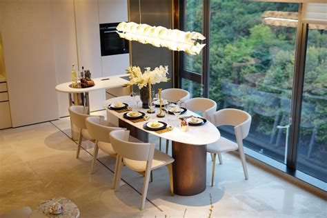 How to Design a Luxurious and Luxe Dining Room