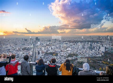 Shibuya sky lookout hi-res stock photography and images - Alamy