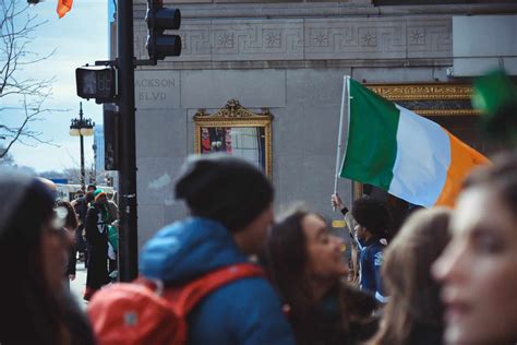 The Surprising History of the Irish Flag - ConnollyCove