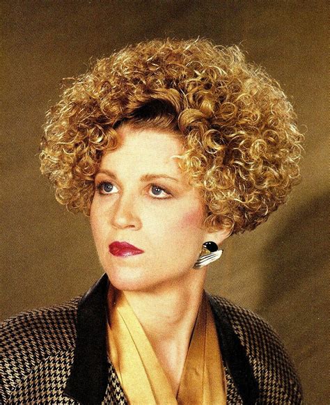 Permed hairstyles, Curly perm, Sexy short hair